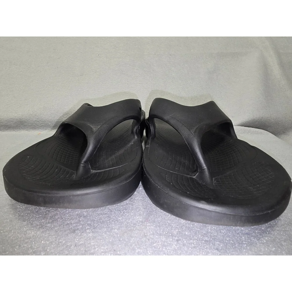 OOFOS OOriginal Recovery Sandals Black Mens 8 Womens 10 Comfort Flip Flops